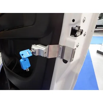 Příslušenství ke karavanu Bezpečnostní zámek pro kabinu Fiatu Ducato varianta Pro rok výroby 2006-2021