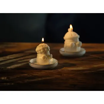 Svíčka Svíčka sněhulák Druh: Kudrnáč