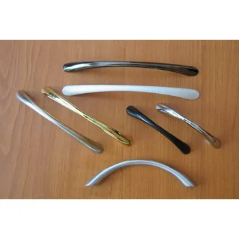 Nábytkové kování 63004 úchytka ORIS rozteč 128mm bílá (Nábytková úchytka ORIS s roztečí 128 mm. Jednoduchý a funkční doplněk do interiéru.)