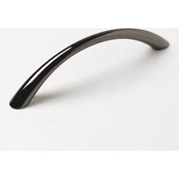 Nábytkové kování 63016 úchytka ORIS rozteč 96mm nikl černý (Nábytková úchytka ORIS s roztečí 96 mm v povrchu nikl. Praktický doplněk do interiéru.)