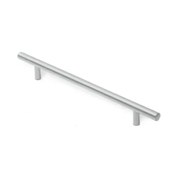 Nábytkové kování 12329 úchytka JARKA 432 rozteč 432mm satén chrom (Nábytková úchytka JARKA s roztečí 432 mm v povrchu satén chrom. Praktický doplněk do interiéru.)