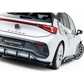 Karosérie Zadní difuzor Street Pro Cupra Born Mk1 (černý + lesklé klapky)