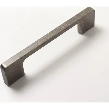 Nábytkové kování 14021 úchytka MILA 128 rozteč 128mm staro ocel (Nábytková úchytka MILA s roztečí 128 mm. Praktický doplněk do interiéru.)