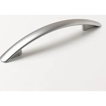 Nábytkové kování 63177 úchytka CARMEN rozteč 96mm satén chrom (Nábytková úchytka CARMEN s roztečí 96 mm v povrchu satén chrom. Praktický doplněk do interiéru.)