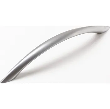 Nábytkové kování 770130 úchytka KAREL rozteč 128mm satén chrom (Nábytková úchytka s roztečí 128 mm v povrchu satén chrom. Vhodné řešení pro nábytek v interiéru.)