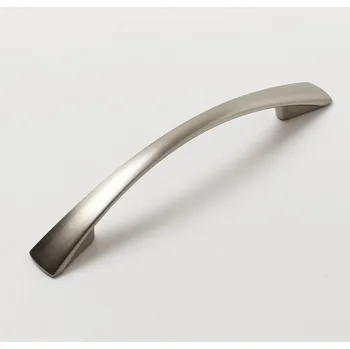 Nábytkové kování 770377 úchytka DARA rozteč 96mm Broušený nikl matný (Nábytková úchytka s roztečí 96 mm v povrchu broušený nikl. Vhodné řešení pro nábytek v interiéru.)