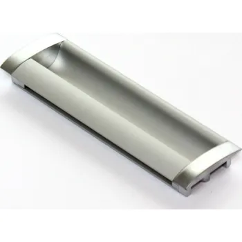 Nábytkové kování 770284 úchytka zápustná rozteč 128mm sat.chrom+hliník (Moderní zápustná úchytka kombinující saténový chrom a hliník. Rozteč 128mm, elegantní minimalistický design pro moderní kuchyně a nábytek.)