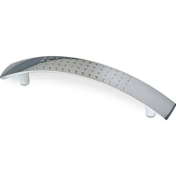 Nábytkové kování 12026 úchytka VIKI rozteč 128mm chrom lesk (Nábytková úchytka VIKI s roztečí 128 mm v povrchu chrom. Vhodné řešení pro nábytek v interiéru.)