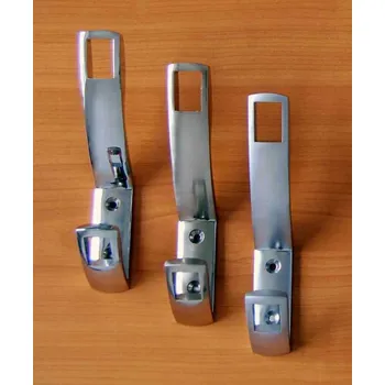 Věšák 62763 věšák KORA chrom satin (Nástěnný věšák v povrchu chrom. Praktický doplněk do interiéru.)