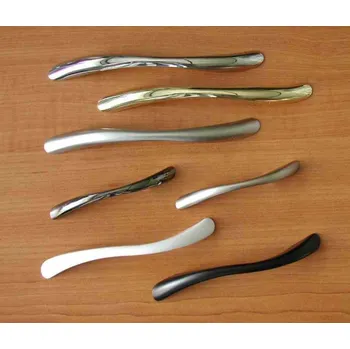 Nábytkové kování 63076 úchytka ELEGANT rozteč 128mm nikl černý (Nábytková úchytka ELEGANT s roztečí 128 mm v povrchu nikl. Jednoduchý a funkční doplněk do interiéru.)