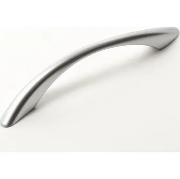 Nábytkové kování 63037 úchytka ELEGANT rozteč 96mm satén chrom (Nábytková úchytka ELEGANT s roztečí 96 mm v povrchu satén chrom. Praktický doplněk do interiéru.)