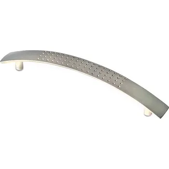 Nábytkové kování 12031 úchytka VIKI rozteč 128mm satén nikl (Nábytková úchytka VIKI s roztečí 128 mm v povrchu satén nikl. Praktický doplněk do interiéru.)