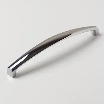 Nábytkové kování 770098 úchytka KORDA rozteč 160mm chrom lesklý (Nábytková úchytka s roztečí 160 mm v povrchu chrom lesklý. Jednoduchý a funkční doplněk do interiéru.)