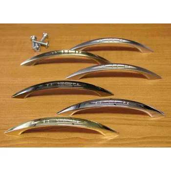 Nábytkové kování 63102 úchytka LEGIN rozteč 96mm mosaz lesklá (Nábytková úchytka LEGIN s roztečí 96 mm v povrchu mosaz. Vhodné řešení pro nábytek v interiéru.)