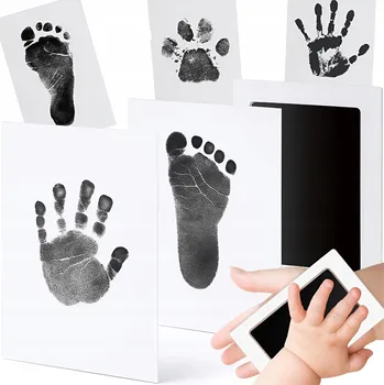 Obraz OTISK ručičky a nožičky dítěte barva inkoust památka