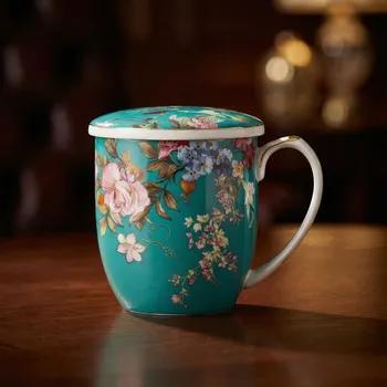 Hrnek se sítkem a víčkem 425 ml tyrkysový s květy