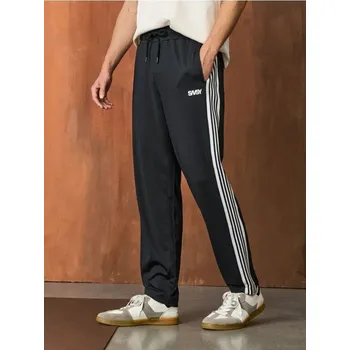 Pánské kalhoty Sinsay - Sportovní kalhoty s lampasem - černá - 005EV-99X - 005EV-99X-XL