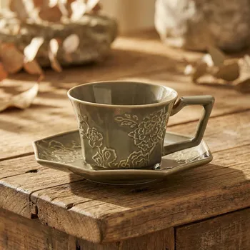 Šálek s podšálkem 200 ml olivový