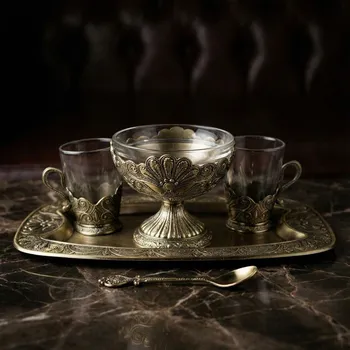 Sada na tácu s miskou a šálky staré zlato 30 cm 5 ks