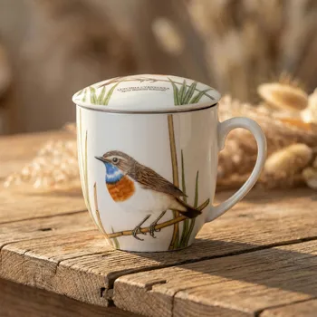 Hrnek s filtrem a víčkem PODRÓŻNICZEK 380 ml bílý