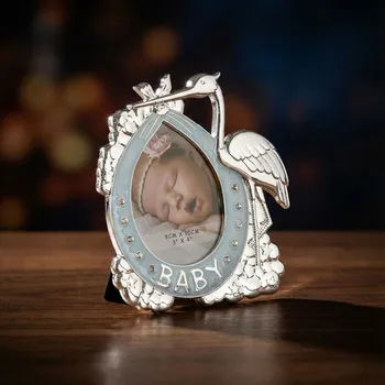Rám na obraz Rámeček na fotografii ve tvaru čápa s nápisem BABY s kamínky 8 × 10 cm stříbrno-modrý