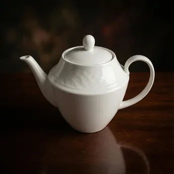 Konvice na čaj Konvice na čaj 950 ml bílá