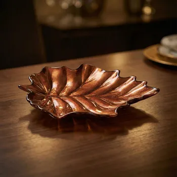 Skleněná mísa ve tvaru listu EASY LIFE 28 × 23 cm měděná
