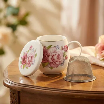 Hrnek s filtrem a víčkem 320 ml v růžové růže