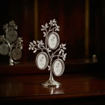 Rám na obraz Stromeček na fotografie se 3 závěsnými rámečky 5 × 6 cm