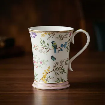 Hrnek s motivem ptáka a květin EASY LIFE 300 ml