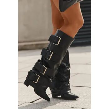 Dámské kozačky Boto Dámské kozačky na podpatku s otočeným horním lemem a zlatými sponami Isavelle Barva: Černá, Velikost: 38