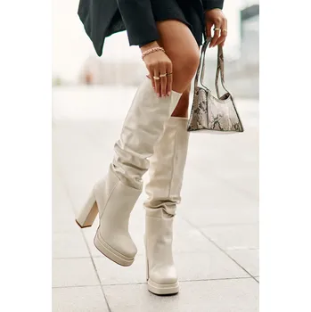 Dámské kozačky Boto Nazouvací kozačky na podpatku a platformě s řasením zateplené Beridra Barva: Béžová, Velikost: 39