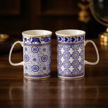 Bílo-modré hrnky 2 ks