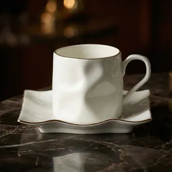 Šálek s podšálkem se zlatým okrajem 150 ml bílý