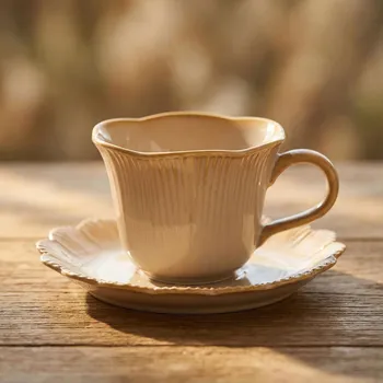 Šálek s podšálkem EASY LIFE 120 ml béžový