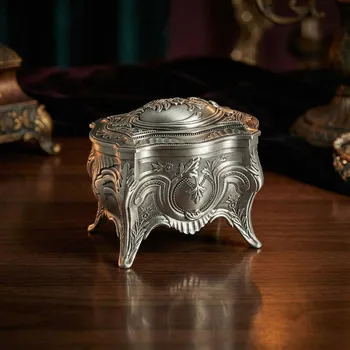 Šperkovnice Ozdobná kazetka 11 × 7,5 cm cín