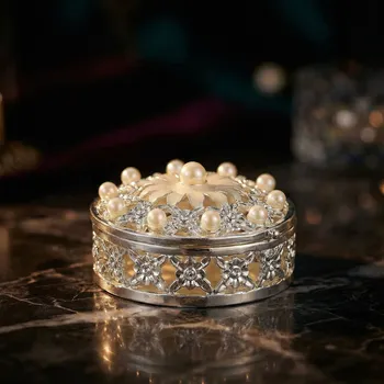 Šperkovnice Kulatá šperkovnice s perlami a kameny 5,3 × 5,3 × 2,2 cm