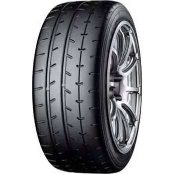 Letní osobní pneu Yokohama Advan A052 285/35 R19 103 Y