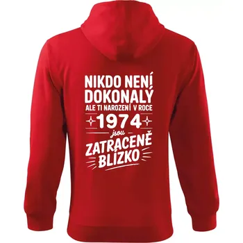 Pánská mikina Nikdo není dokonalý ale ti narození v roce 1974 jsou zatraceně blízko - Mikina s kapucí na zip trendy zipper - M ( Červená )