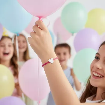 Náramek Yoowey Dětský šňůrkový stříbrný s motivem myšky a mašličkou KA5023