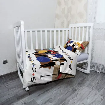 Povlečení Sablio Mikroplyšové dětské povlečení do postýlky Seriál přátelé FRIENDS Gauč u fontány - 120x90 / 40x60