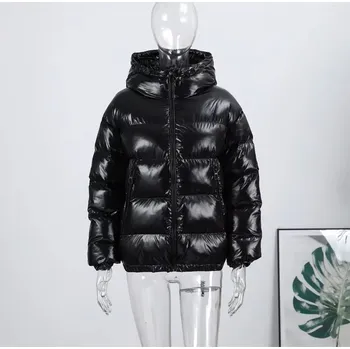 Luxusní dámská zimní prošívaná bunda v černé, metalické barvě Velikost: S