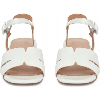 Dámské sandále Clara Barson dámské sandály bílé WS24055-02