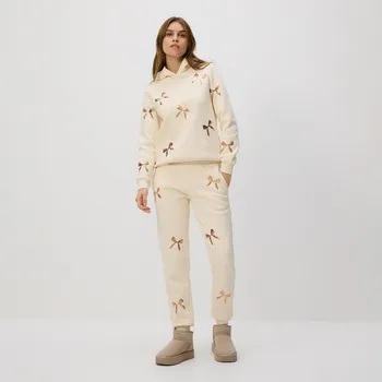 Dámské kalhoty Reserved - Teplákové kalhoty se zdobením - krémová - 626GA-01X - 626GA-01X-XXL