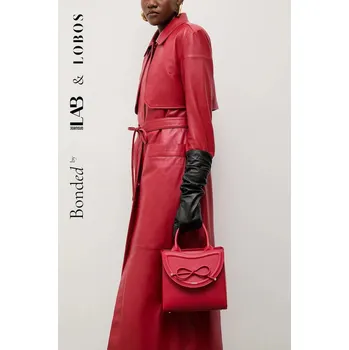 Kabelka Kožená kabelka Bonded by Answear.LAB & LOBOS MIDI Q z przypinką BOW červená 33X, vel. ONE SIZE