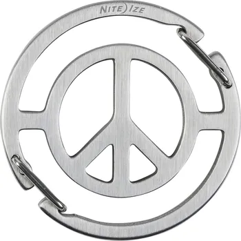 Klíčenka Nite Ize Medallion™ Peace Sign Key Carabiner