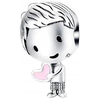 Přívěsek Přívěsek charm syn chlapec držící srdce S925