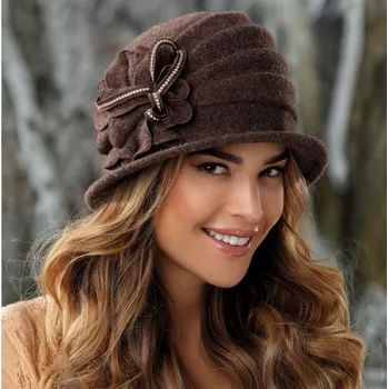 Čepice KRUMLOVANKA Elegantní dámský zimní klobouk W-0636/867 hnědý