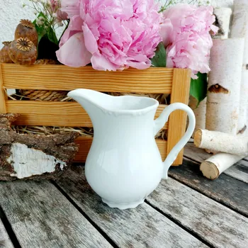 Konvice na čaj CONSTANCE mlékovka vysoká 250 ml, bílá, Thun 1794 (Porcelánová mlékovka 2. jakost)