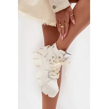 Dámská zimní obuv Dámské zateplené sportovní kotníkové botky z kůže – bílé GOE Velikost: 37